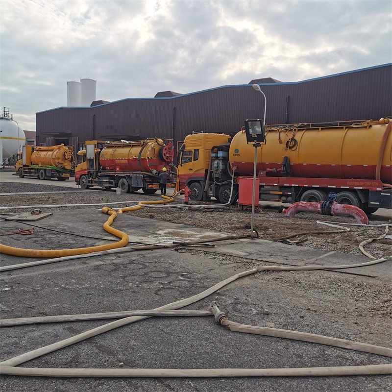 姚安污水池清理